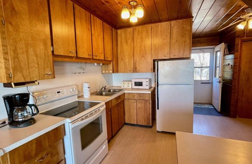 Stevensville Casa | Lakefront Chalet #35 w/ Beach Access, Pools, Sport Courts, Fishing Pond & more!