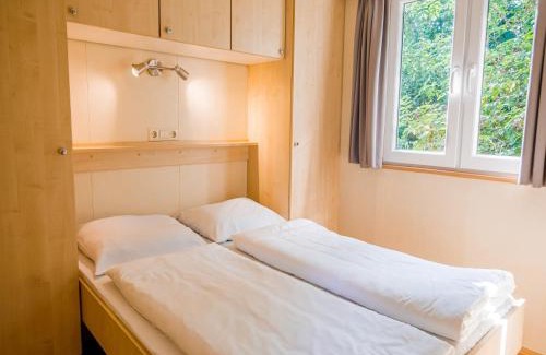 Leuken Chalet De Esquí | Lakefront Chalet w Terrace
