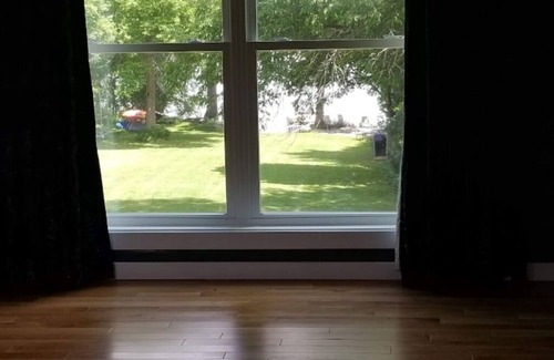 Chazy Casa | COMODIDAD FRENTE AL LAGO