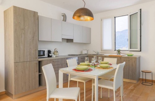 Cadenabbia Apartamento | Lakefront Contemporany - MyHomeInComo