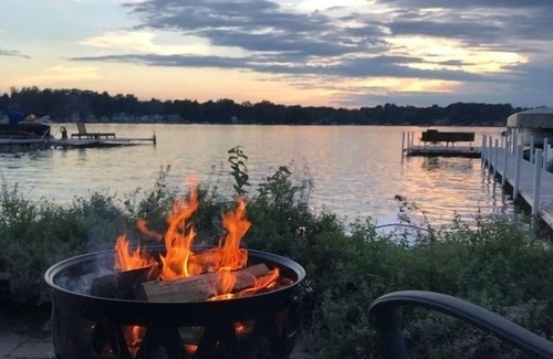 Vandalia Cabaña | Lakefront cottage- Birch Lake