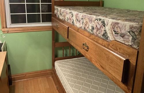 Utterson Casa | Lakefront Cottage in the Heart of Muskoka with South Facing Exposure