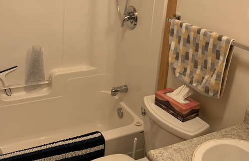 Smiths Corner Cabaña | Lakefront cottage w/hot tub, fire pit , kayaks
