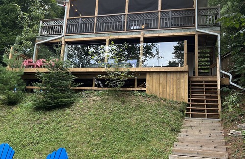 Gooderham Cabaña | Lakefront cottage with hot tub and amazing porch, 4 season in Haliburton