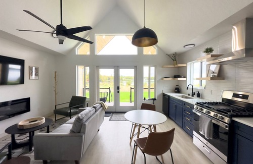 Wasilla Cabaña | Lakefront Cottage with Sauna- #1 Arctic Grayling