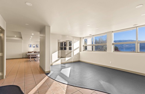 Central Okanagan Casa | Lakefront Estate on Lake Okanagan