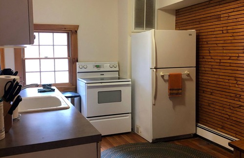 Oneonta Casa | Lakefront, family friendly home -Baseball campers!