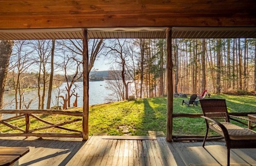 Oneonta Casa | Lakefront, family friendly home -Baseball campers!