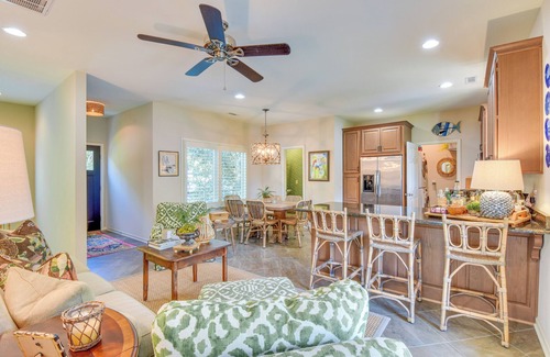Seneca Casa | Lakefront Fun Near Clemson! Retreat w/Pool Access