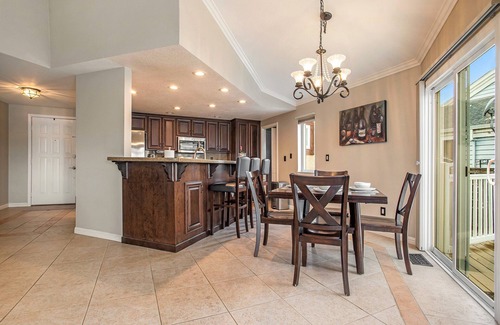 Discovery Bay Casa | Lakefront Gem Boat Rental Sleeps 8 people