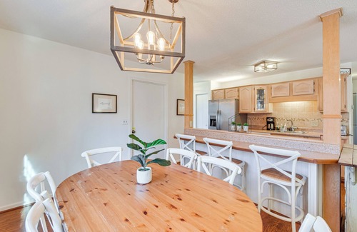 Westminster Casa | Lakefront Gem w/ Games in Westminster!