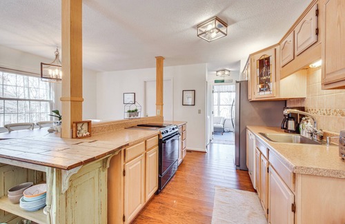 Westminster Casa | Lakefront Gem w/ Games in Westminster!