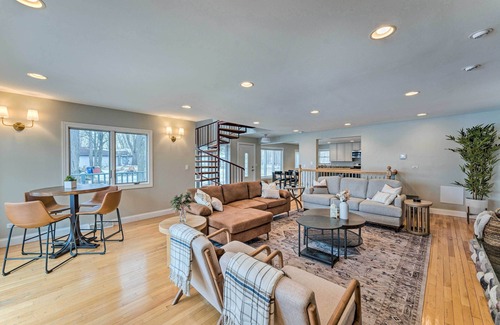 Powers Lake Casa | Lakefront Genoa City Home w/ Private Beach