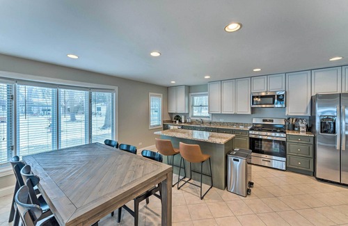 Powers Lake Casa | Lakefront Genoa City Home w/ Private Beach