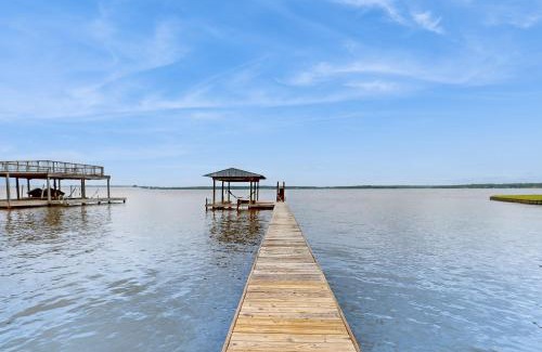 Cotton Gin Casa | Lakefront Getaway