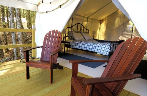Mariaville Cabina | Lakefront Glamping Tent + Tiny House A-Frame, King Bed, Fab View, near Acadia