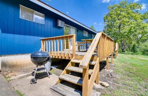 Kimberling City Casa | Lakefront Haven Boat Slip, Deck and Community Pool!
