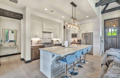 Spicewood Cabaña | Lakefront home - nature filled family friendly community