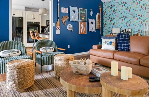 Marion Casa | Lakefront Home, Hot tub, Fire Pit, Games, & Movie Room!