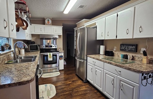 Lakewood Park Casa | Lakefront home in 55+ community