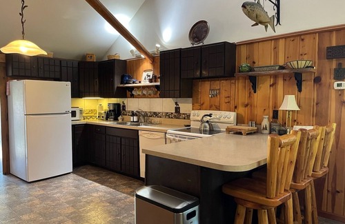 Mancelona Casa | Lakefront home in Northern Michigan. A quiet family lake