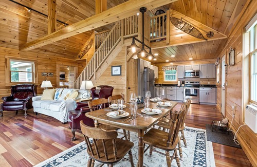Mount Chase Cabaña | Lakefront Home on Lower Shin Pond