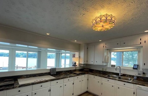 Waterloo Casa | Lakefront Home with HOTTUB! KAYAKS,SUP's,TUBES! King beds, PingPong, CornHole!
