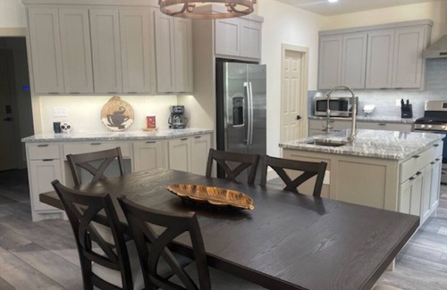 Longtown Casa | Lakefront Home with private boat slip