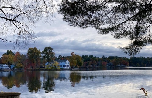 Westford Casa | Lakefront house with breathtaking sunsets