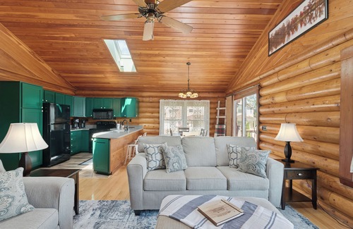 Onsted Casa | Lakefront Irish Hills Home ~ Sleeps 11 ~ Sandy Beach ~ Near MIS Speedway
