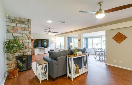 Putnam Hall Casa | Lakefront Keystone Heights Home with Boat Dock!