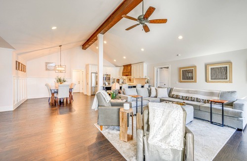 Buckhead Casa | Lakefront Lake Oconee Home: Boat Dock + Hot Tub