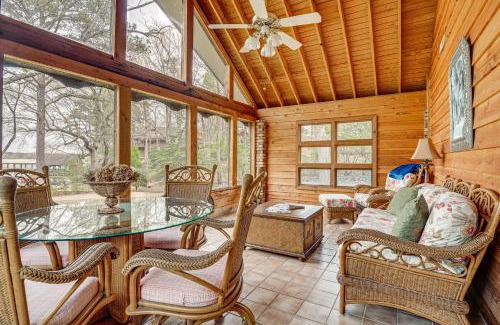 Leesburg Casa | Lakefront Leesburg Home with Private Dock and Ramp!