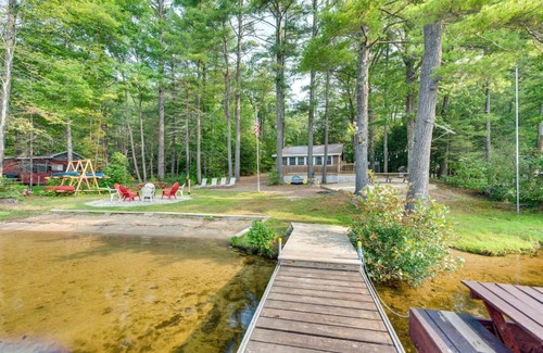 Limerick Casa | Lakefront Limerick Cottage with Private Beach!