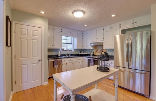 Newell Casa | Lakefront Lineville Retreat w/ Private Dock!