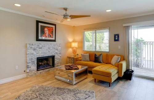 Lakewood Casa | Lakefront Living! Huge Phoenix Home with Dock, Pool