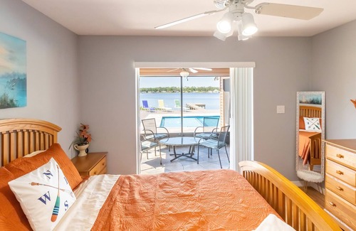 Lake Placid Cabina | Lakefront Lodge with Pool