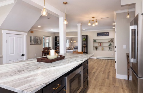 Saratoga Springs Casa | Lakefront Luxury at Stony Pointe. Private lake access.
