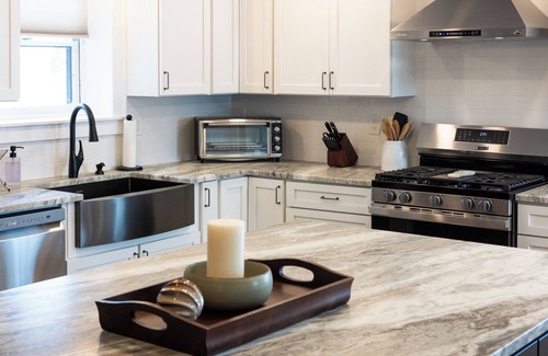 Saratoga Springs Casa | Lakefront Luxury at Stony Pointe. Private lake access.