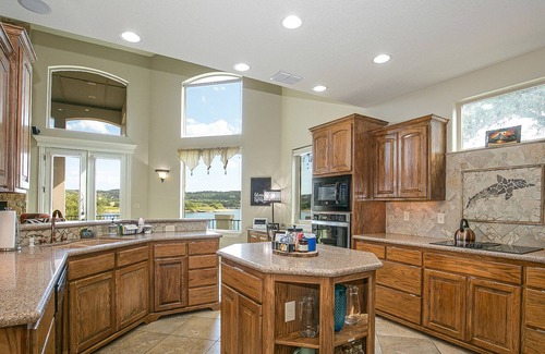 Council Creek South Casa | Lakefront Luxury-Breathtaking Views-Games-Firepit