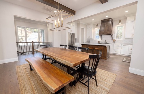 Salem Casa | Lakefront NEW BUILD on pristine Lake Keowee w/ game room & double-decker dock!