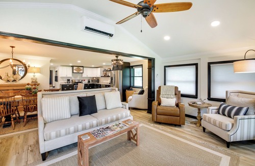 Jones Mills Casa | Lakefront Oasis w/ Patio in Hot Springs, Arkansas!