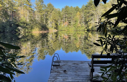 Lake Toxaway Casa | A orillas del lago, ideal para amantes de la naturaleza y los jardineros, los amantes del aire libre y el tiempo de inactividad
