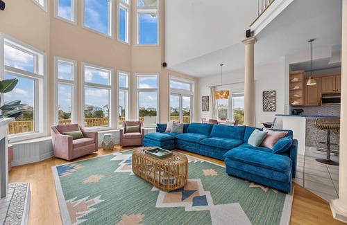 Avon Casa | Lakefront - Pet Friendly - Arcade - Walk to Beach - Pool/Hot Tub
