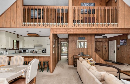 Gouldsboro Casa | Lakefront Poconos, Private beach, kayaks, rowboat, paddleboards and paddleboat
