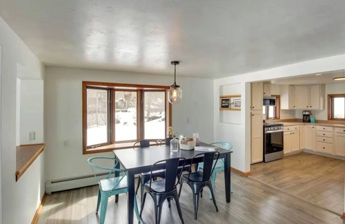 Little Sturgeon Casa | Lakefront property