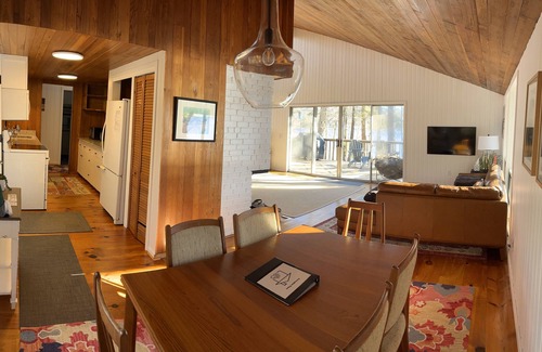 Tolland Casa | Lakefront Retreat at Porcupine Place