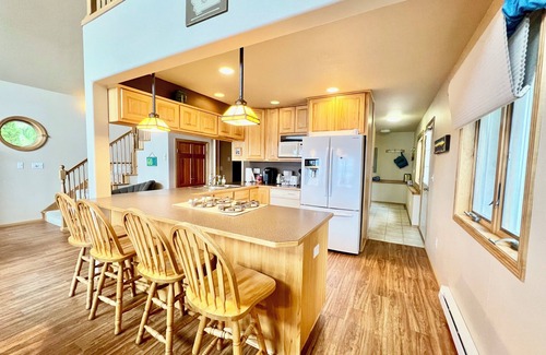 Polson Casa | Lakefront Retreat on Flathead Lake, Close to Glacier National Park