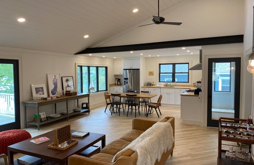 Copake Casa | Lakefront Retreat on Robinson Pond - Stunning Sunrise