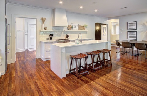 Dixie - Berryhill Casa | Lakefront Retreat: Pool, Hot tub, Screened Porch & Privacy